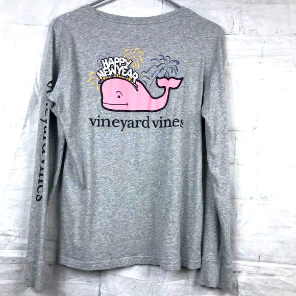 Vineyard Vines Tops - Vineyard Vines Classic Gray Crewneck Long Sleeve Happy New Year Tee Sz Small